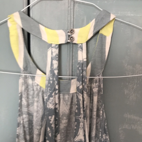 Free People Dress SUMMER Size Medium in Blue , white and yellow . Flattering - Picture 7 of 9